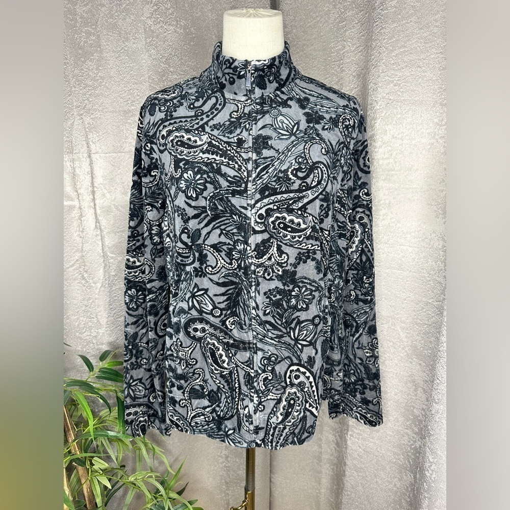Relaxed by Charter Club Women's Paisley Print Front-Zip Velvet Shirt Gray Sz L